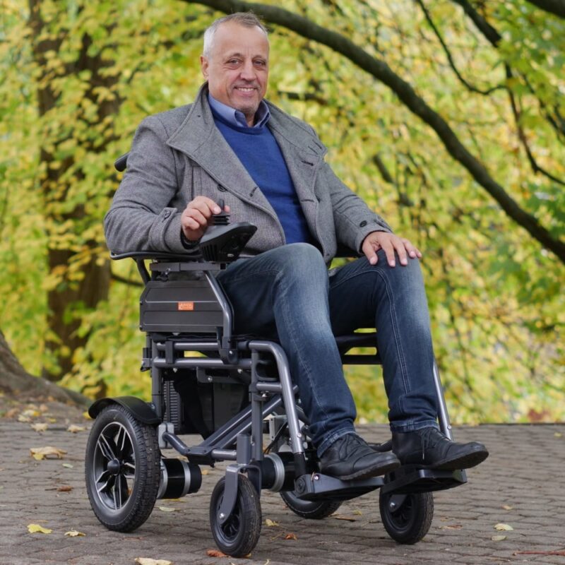 Qnect Electric Wheelchair
