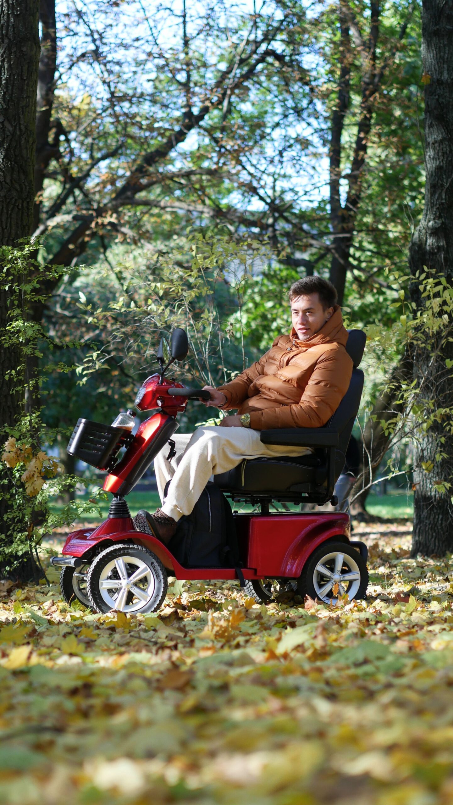 4038 Four-Wheel Electric Mobility Scooter - Image 5