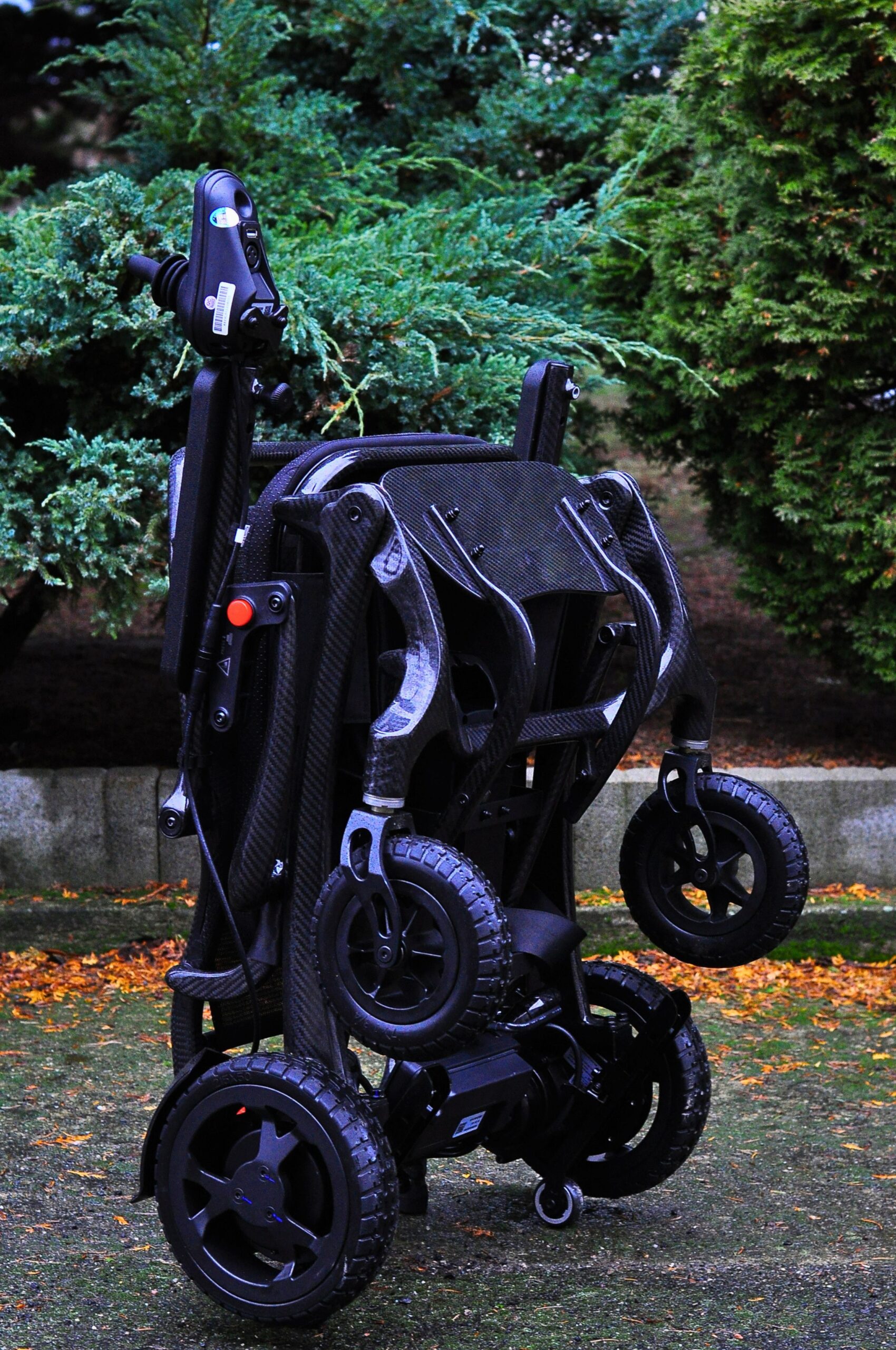 Carbon 5905 Electric Wheelchair - Image 6