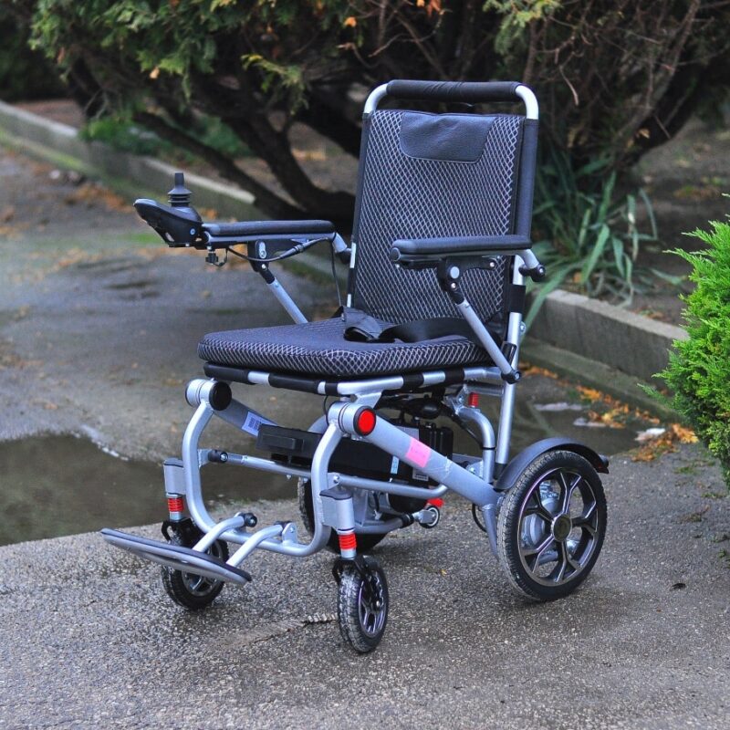 West BC-EA5513 Electric Wheelchair