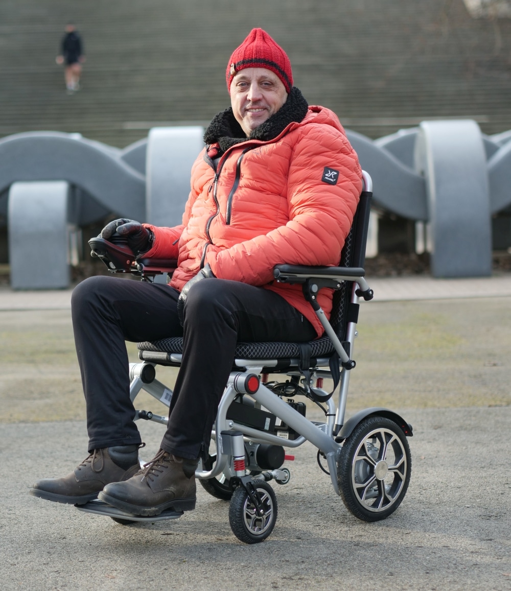 West BC-EA5513 Electric Wheelchair - Image 3