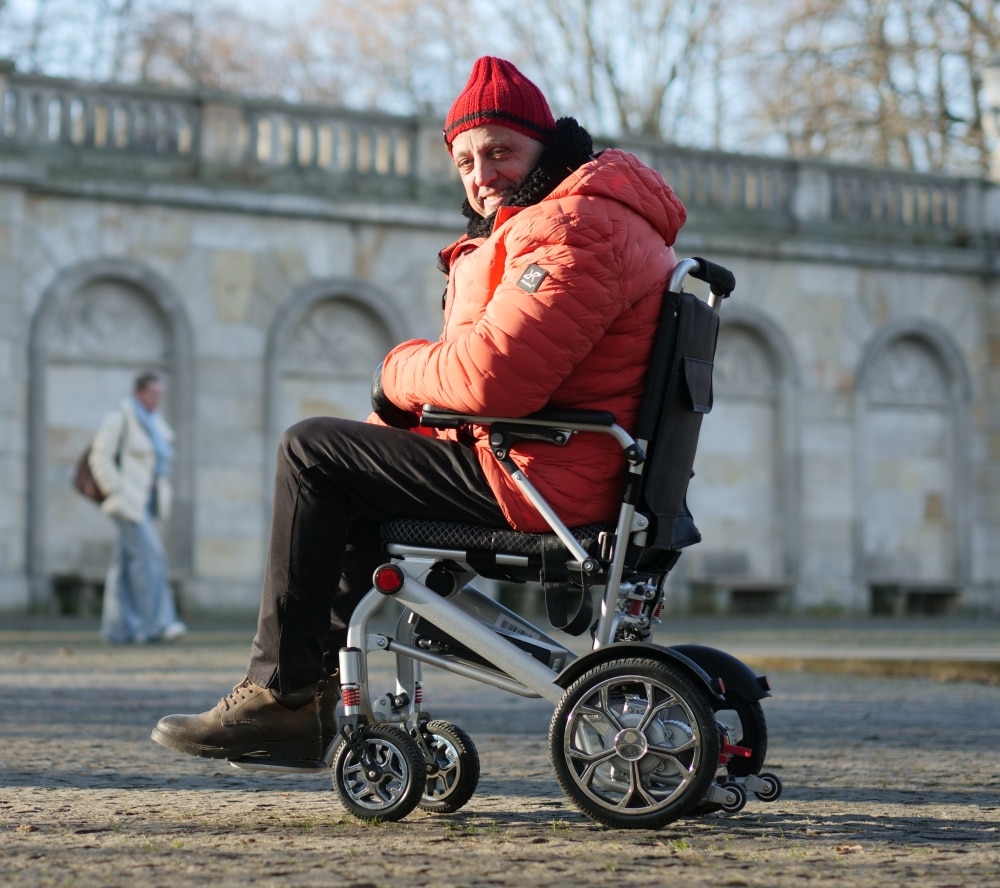 West BC-EA5513 Electric Wheelchair - Image 4