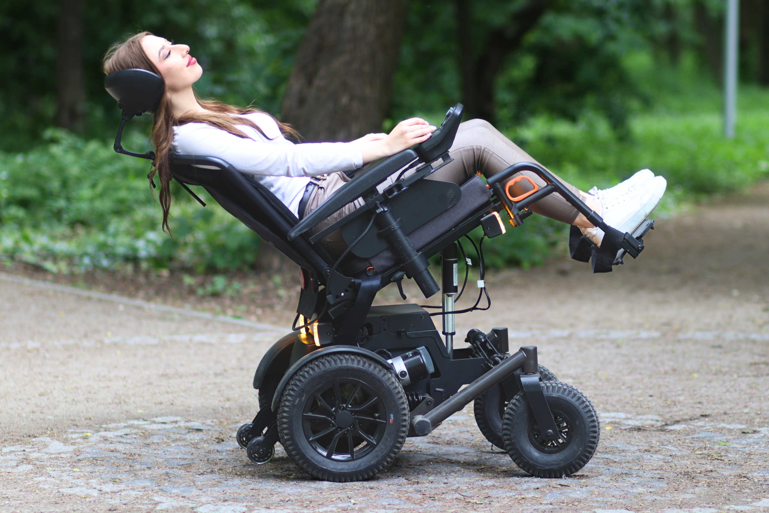 Texas All-terrain Electric Wheelchair - Image 5