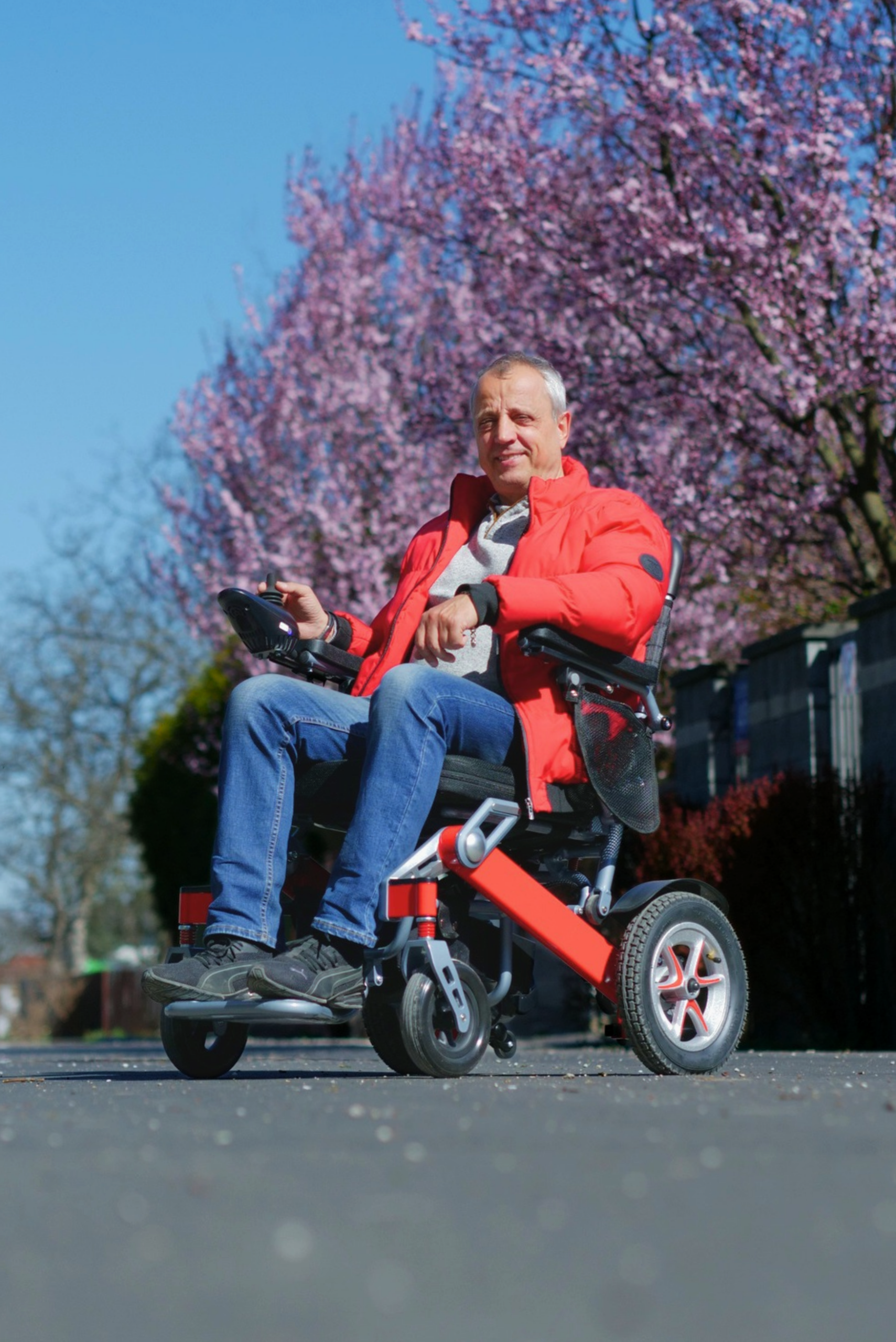 California BC-EA8009 Electric Wheelchair - Image 2