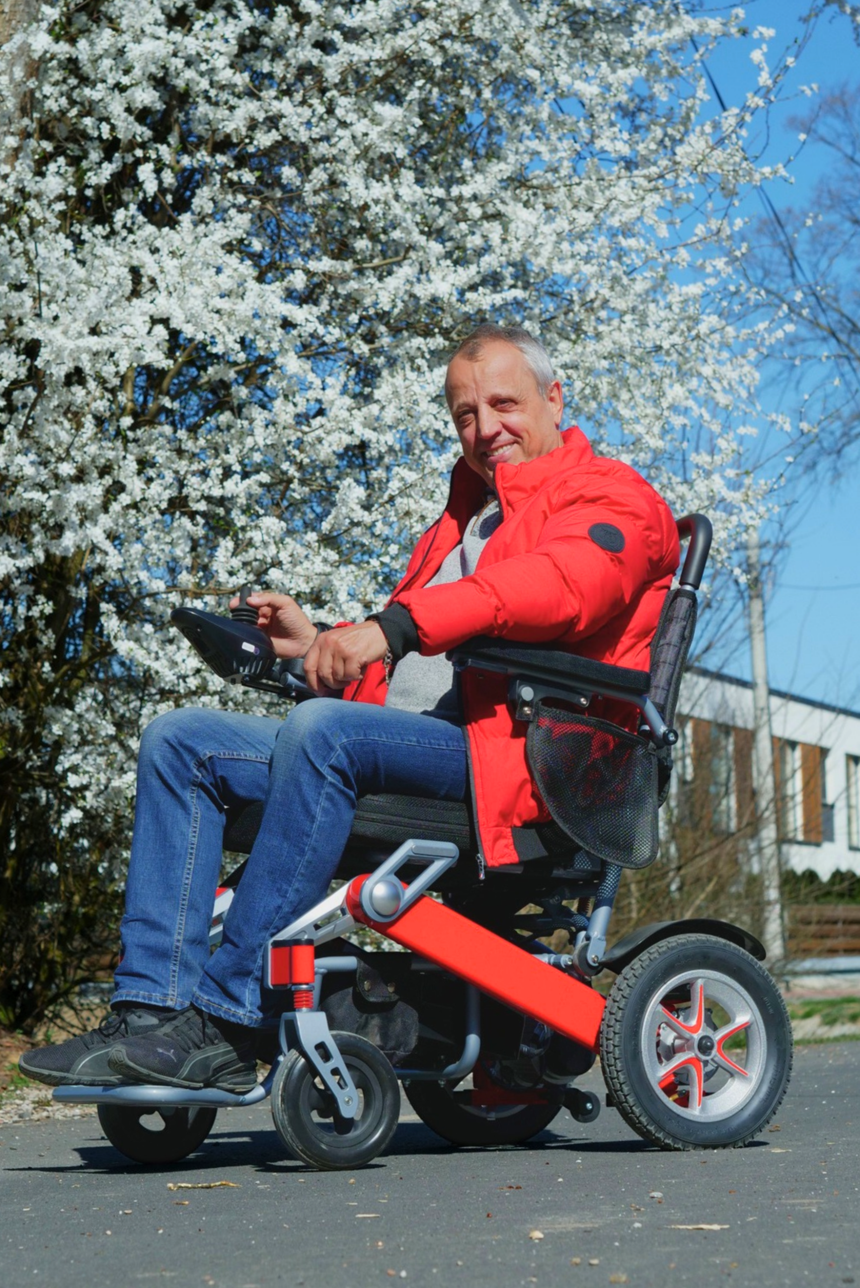 California BC-EA8009 Electric Wheelchair - Image 3