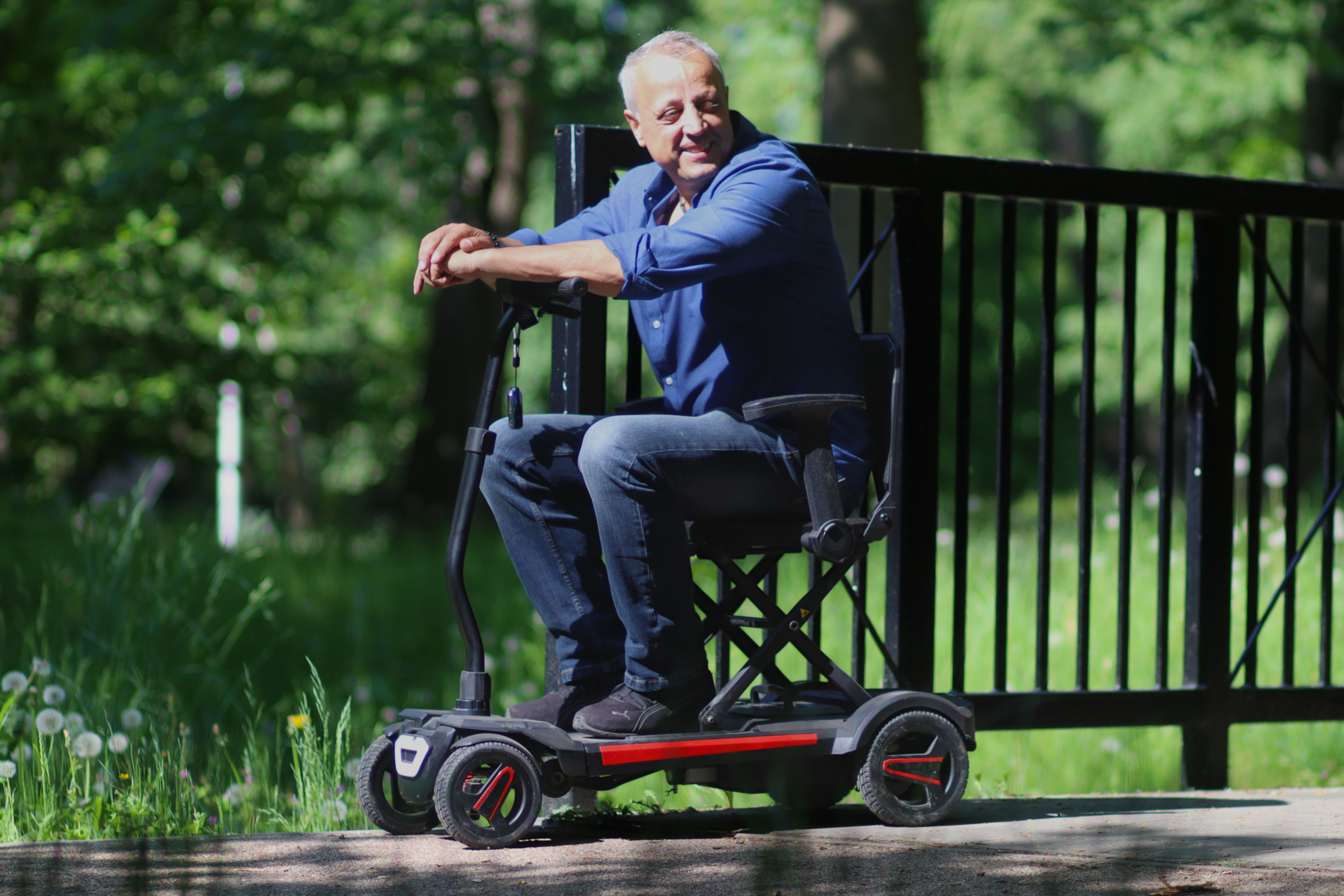 EFOLD Electric Mobility Scooter - Image 5