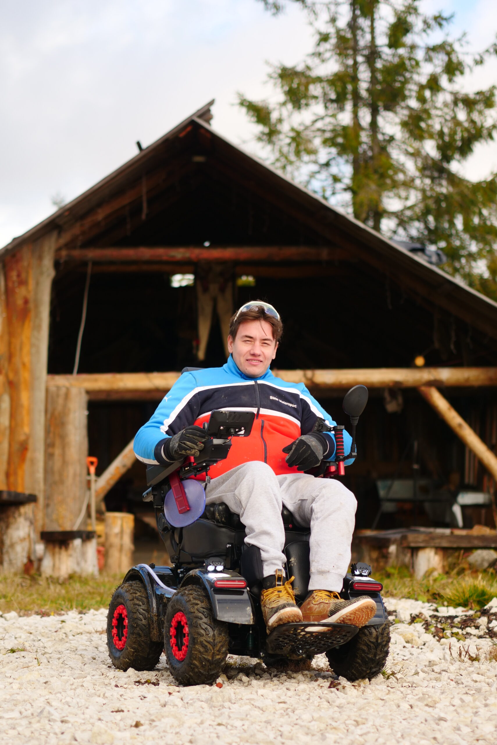 OptiX All-Terrain Electric Wheelchair - Image 8