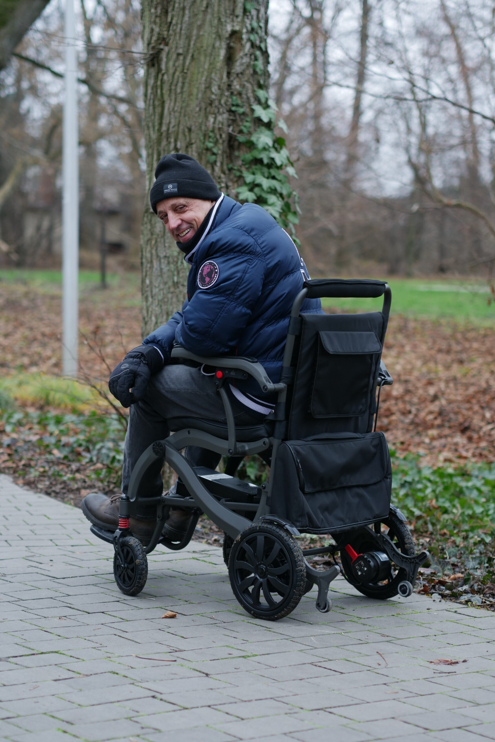 Tall W5538 Electric Wheelchair - Image 6
