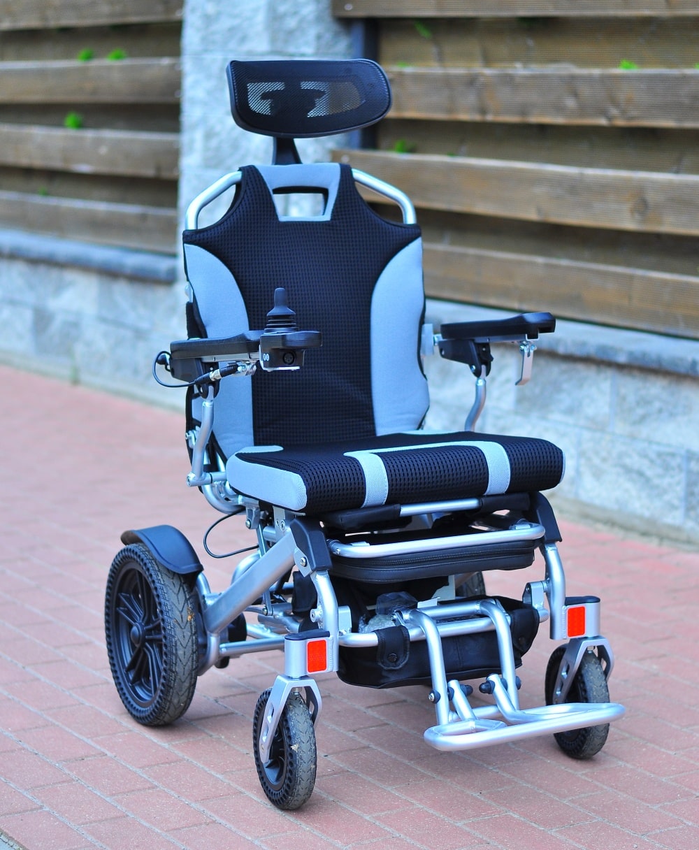 Rhodos Recliner YE245CR Electric Wheelchair - Image 2
