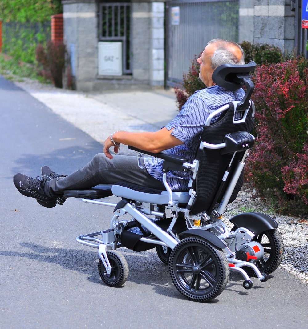 Rhodos Recliner YE245CR Electric Wheelchair - Image 4