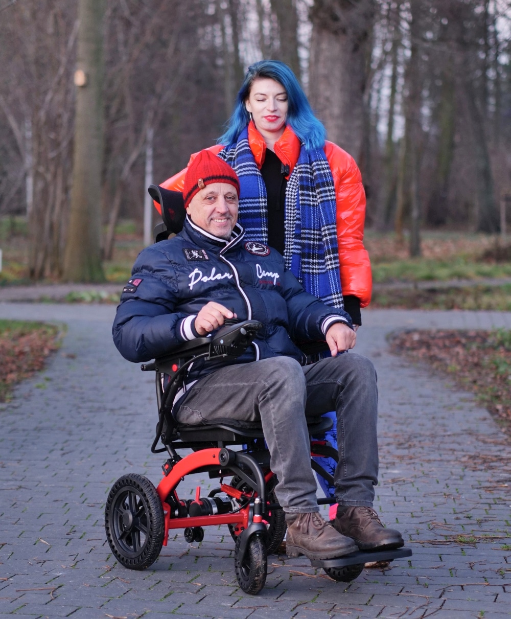 HE704 Electric Wheelchair - Image 5