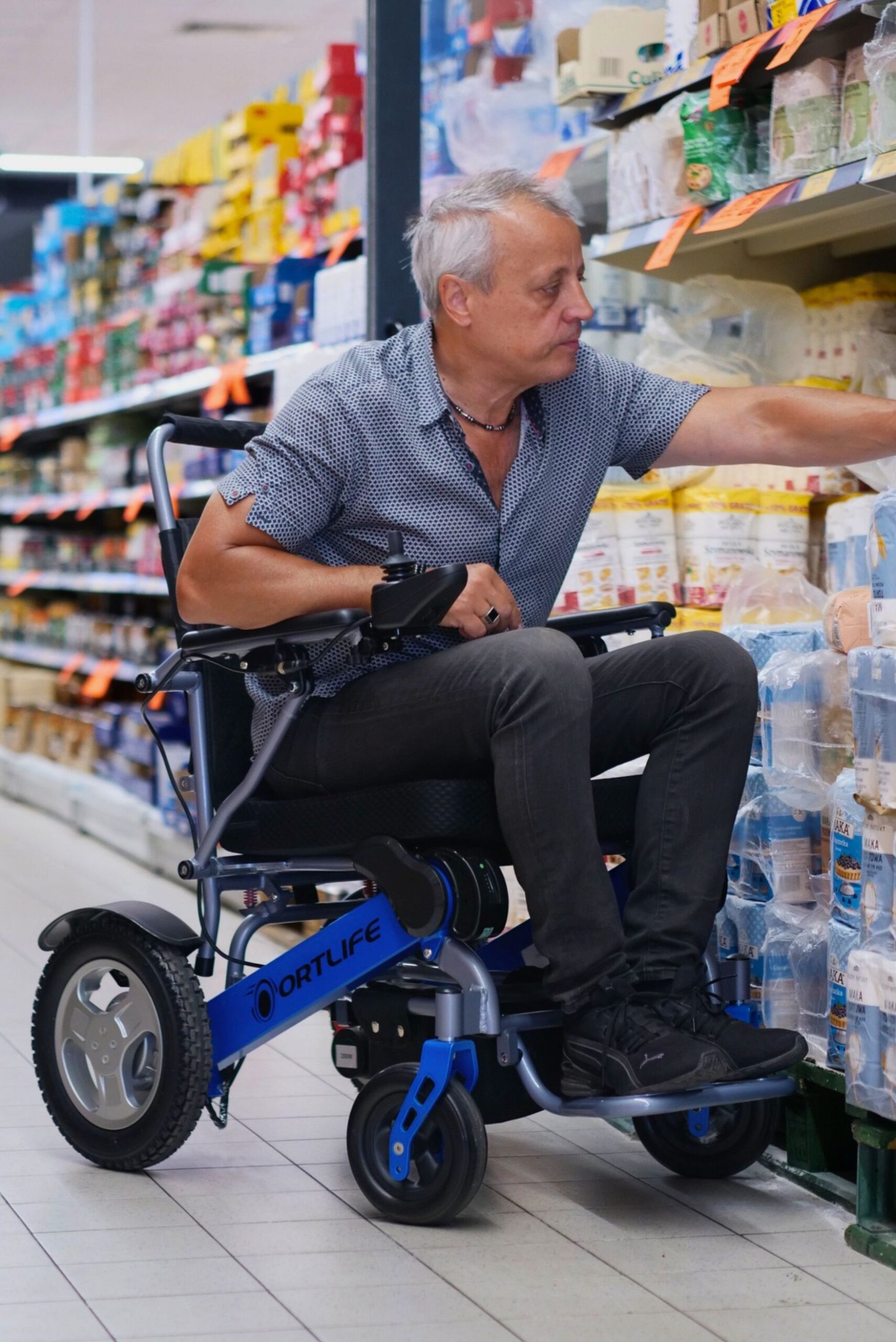 DAKOTA BC EA530X Electric Wheelchair - Image 5