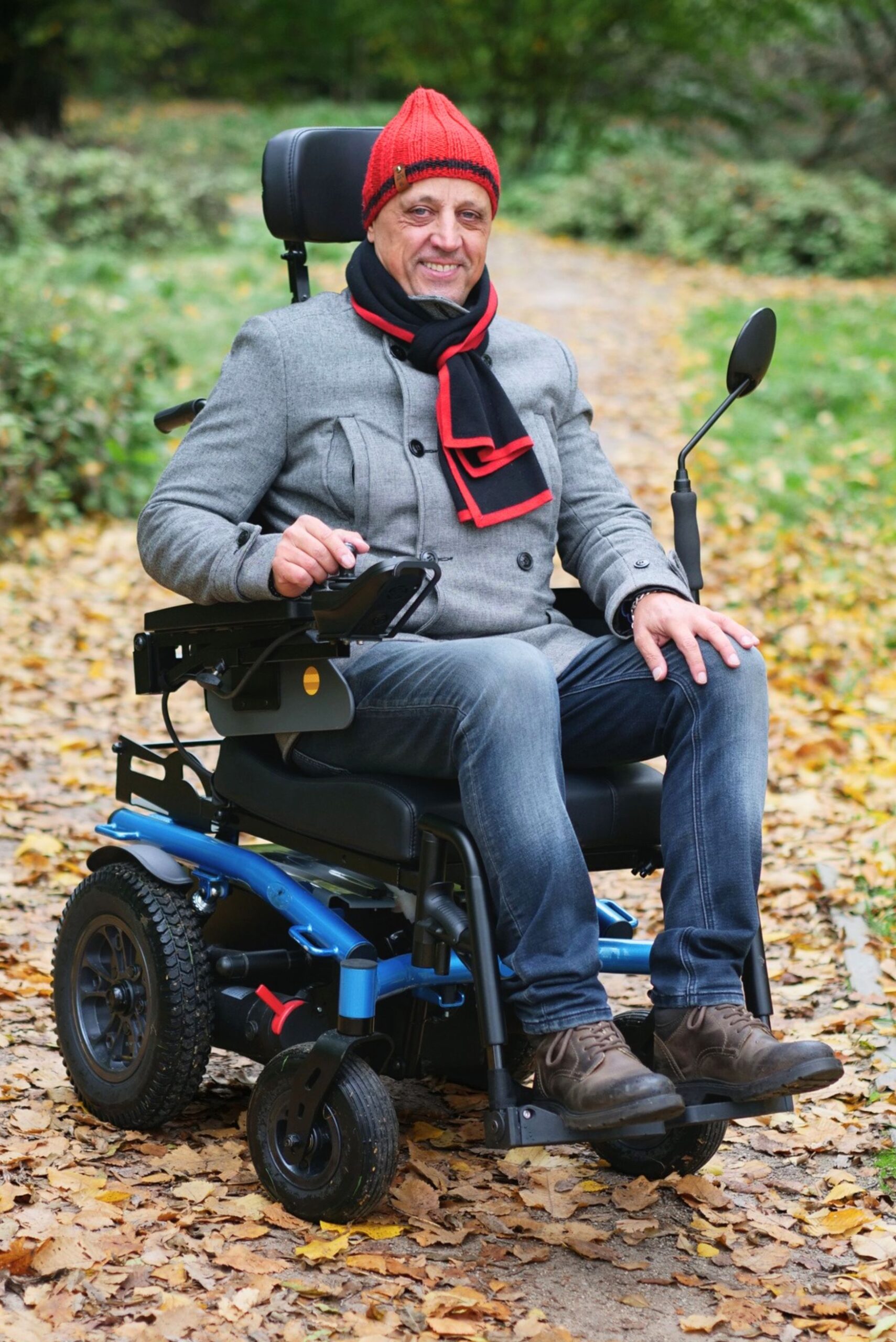 EPW616B Blue All-Terrain Electric Wheelchair - Image 9