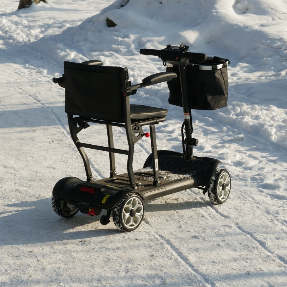 Skuter inwalidzki elektryczny czterokołowy U-Light BC-MS21 - obrazek 2