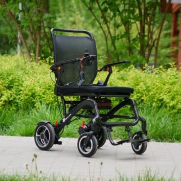 Wózek inwalidzki elektryczny Carbon YH-E8013
