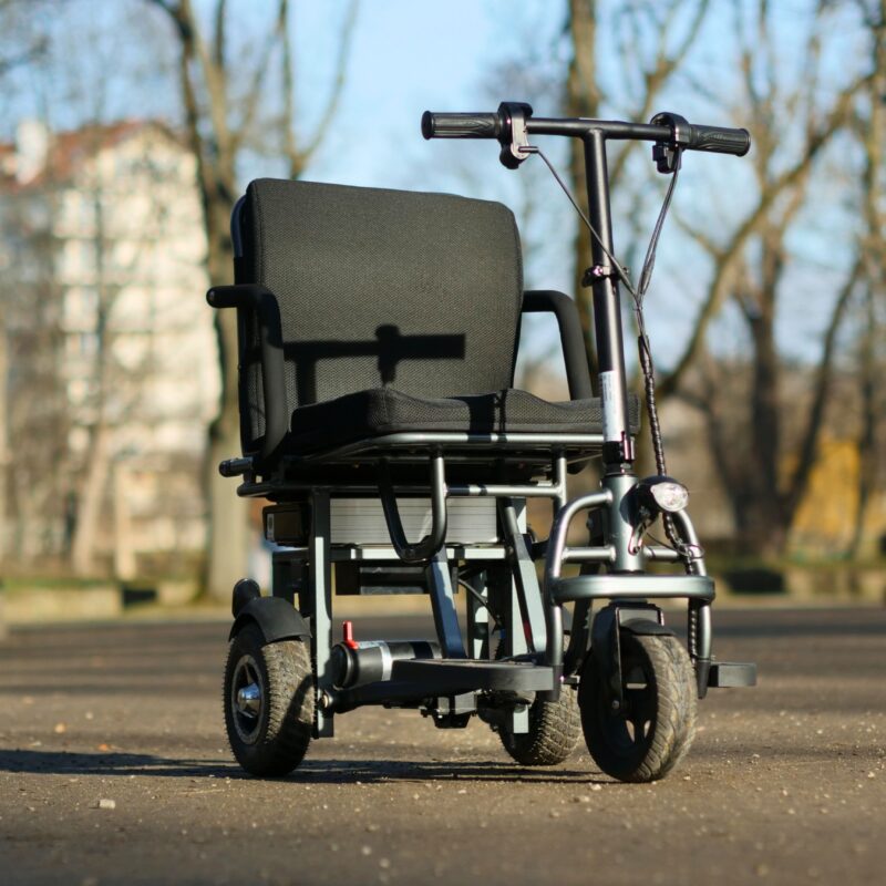 Dune Three-Wheel Electric Mobility Scooter