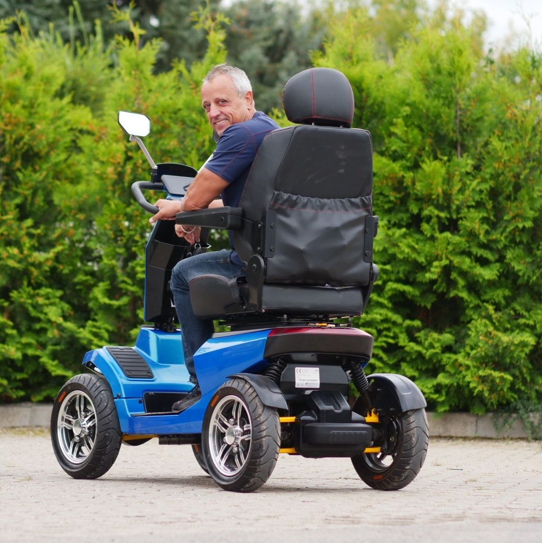 Tundra Four-Wheeled Mobility Scooter - Image 2