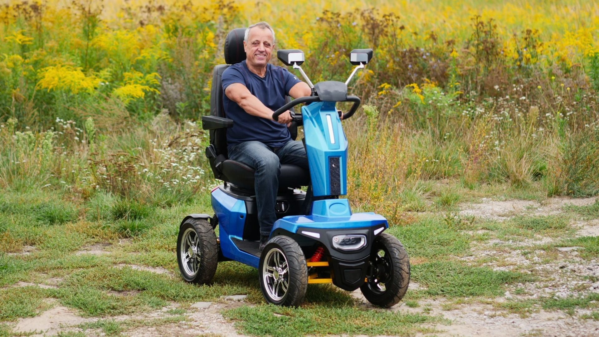 Tundra Four-Wheeled Mobility Scooter - Image 3